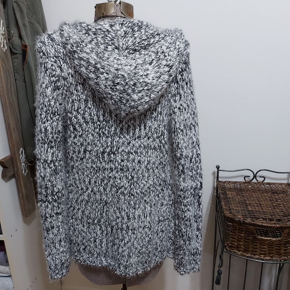 Woven heart open jacket